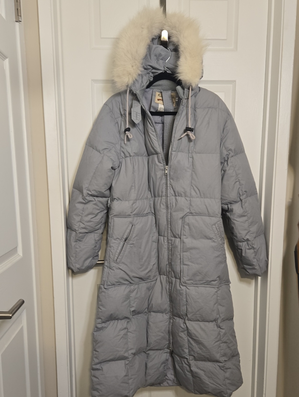 Cabela's Light Gray Long Puffer Coat with Faux Fur Trimmed Hood REAL Goose Down